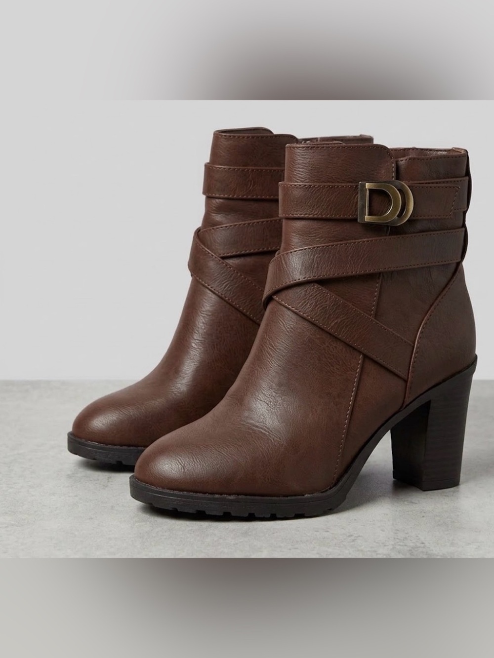 NWOT! LIFE STRIDE Velocity Memory Foam Brown Booties